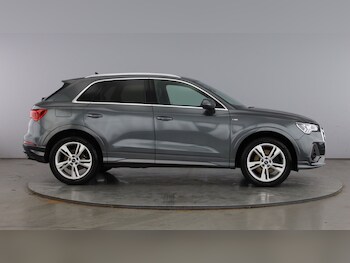 Used Audi Q3 2023 for sale - 78513076: Photo