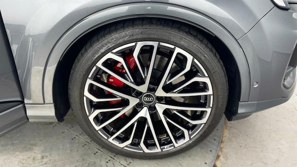Used Audi SQ7 2025 for sale - 75385687: Photo 5
