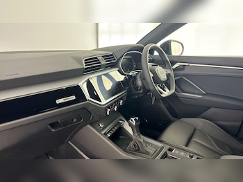 Used Audi Q3 2025 for sale - 78889360: Photo