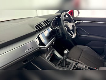 Used Audi Q3 2019 for sale - 77006137: Photo