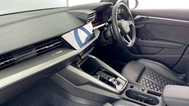 Used Audi RS3 2022 for sale - 76172611: Photo 2