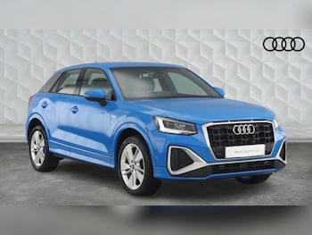 Audi - Q2