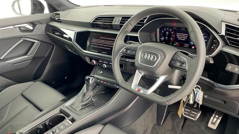 Used Audi Q3 2025 for sale - 76933595: Photo 6