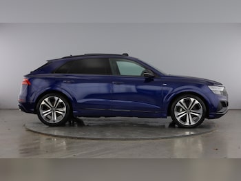Used Audi Q8 2023 for sale - 77602696: Photo