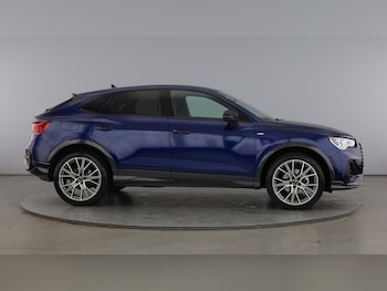 Used Audi Q3 2025 for sale - 77881253: Photo