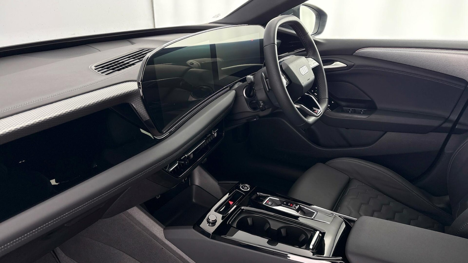 Used Audi A6 2025 for sale - 77602738: Photo 2