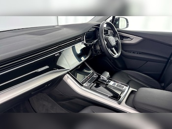 Used Audi Q7 2022 for sale - 78243143: Photo