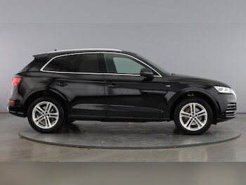 Used Audi Q5 2019 for sale - 76302829: Photo