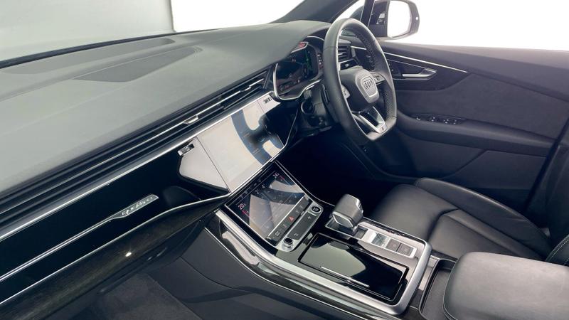 Used Audi Q7 2022 for sale - 75761005: Photo 2