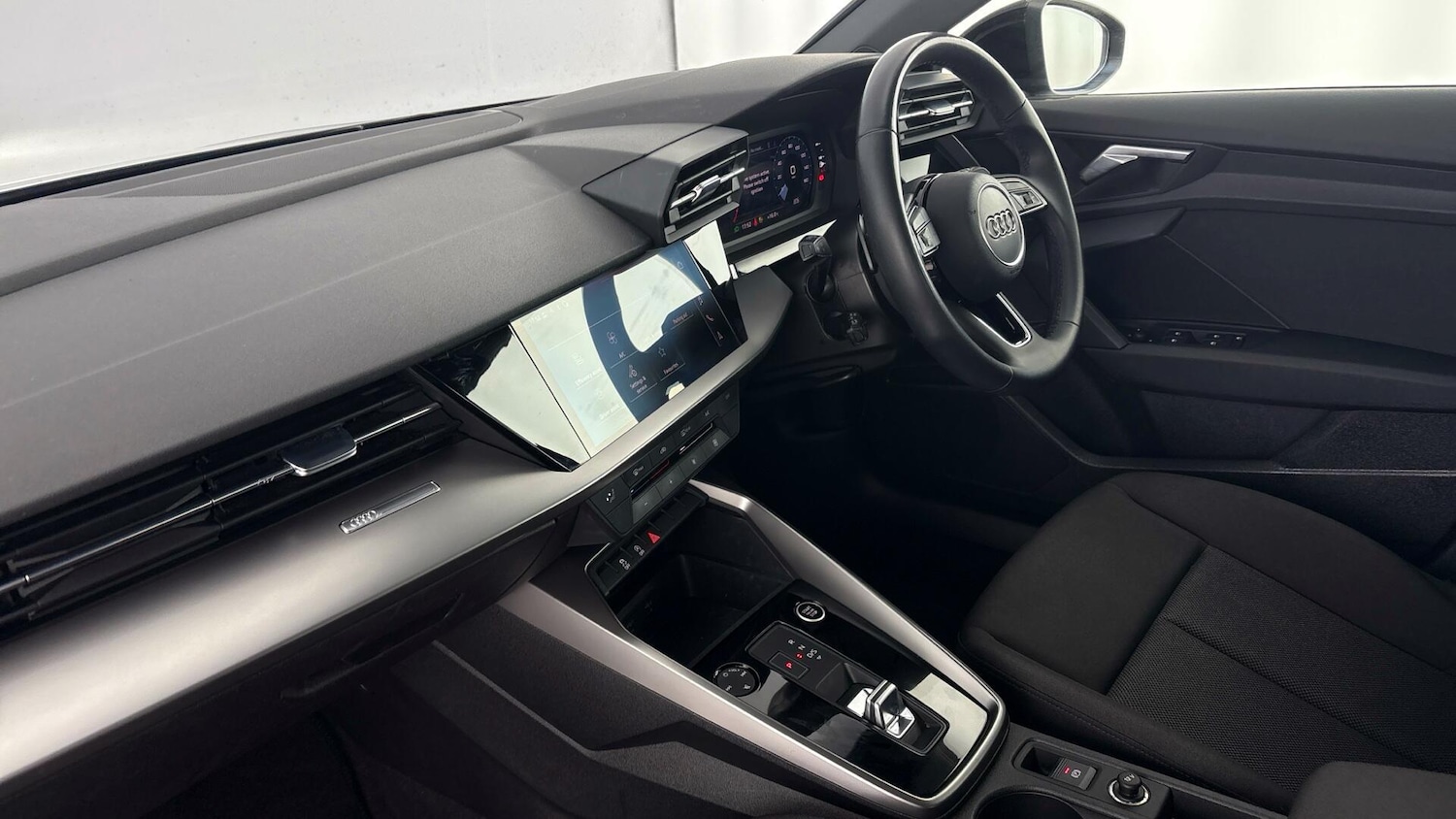 Used Audi A3 2023 for sale - 77991869: Photo 2