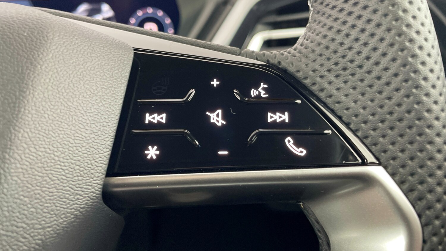 Used Audi Q4 e-tron 2025 for sale - 77602798: Photo 24