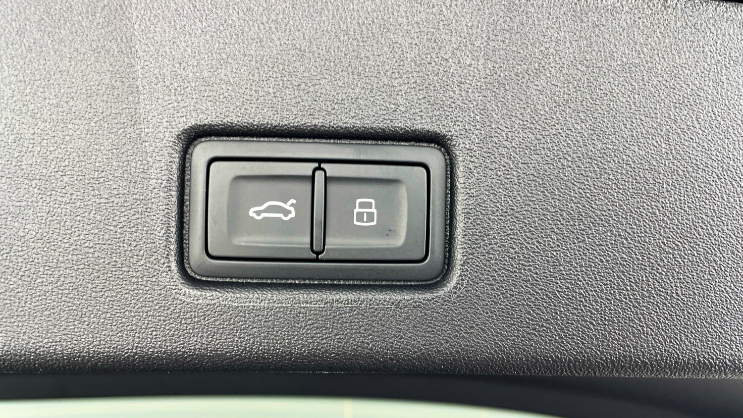 Used Audi Q4 e-tron 2025 for sale - 77602798: Photo 36