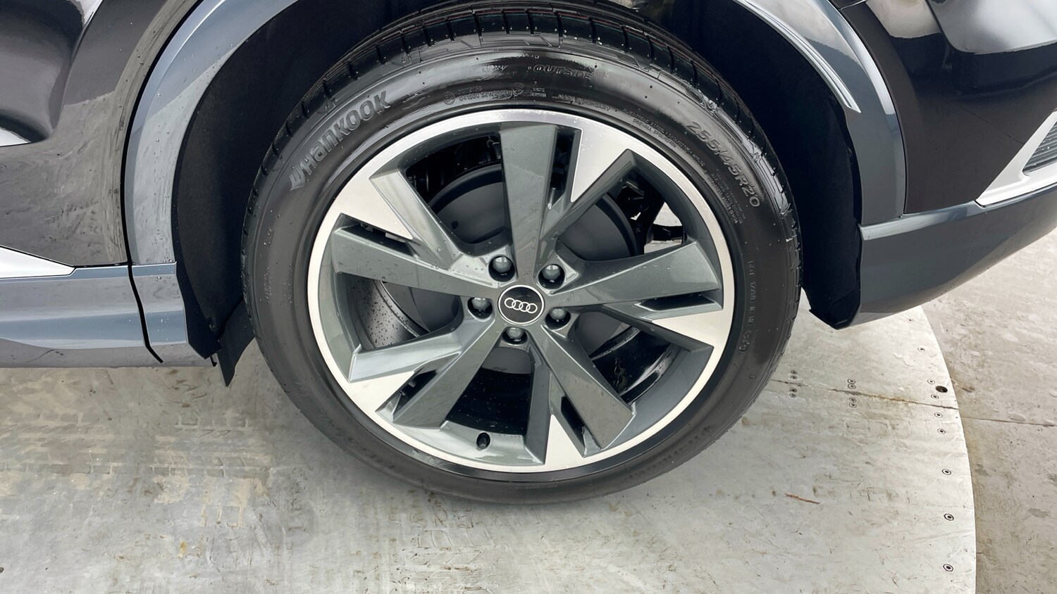 Used Audi Q4 e-tron 2025 for sale - 77602798: Photo 37