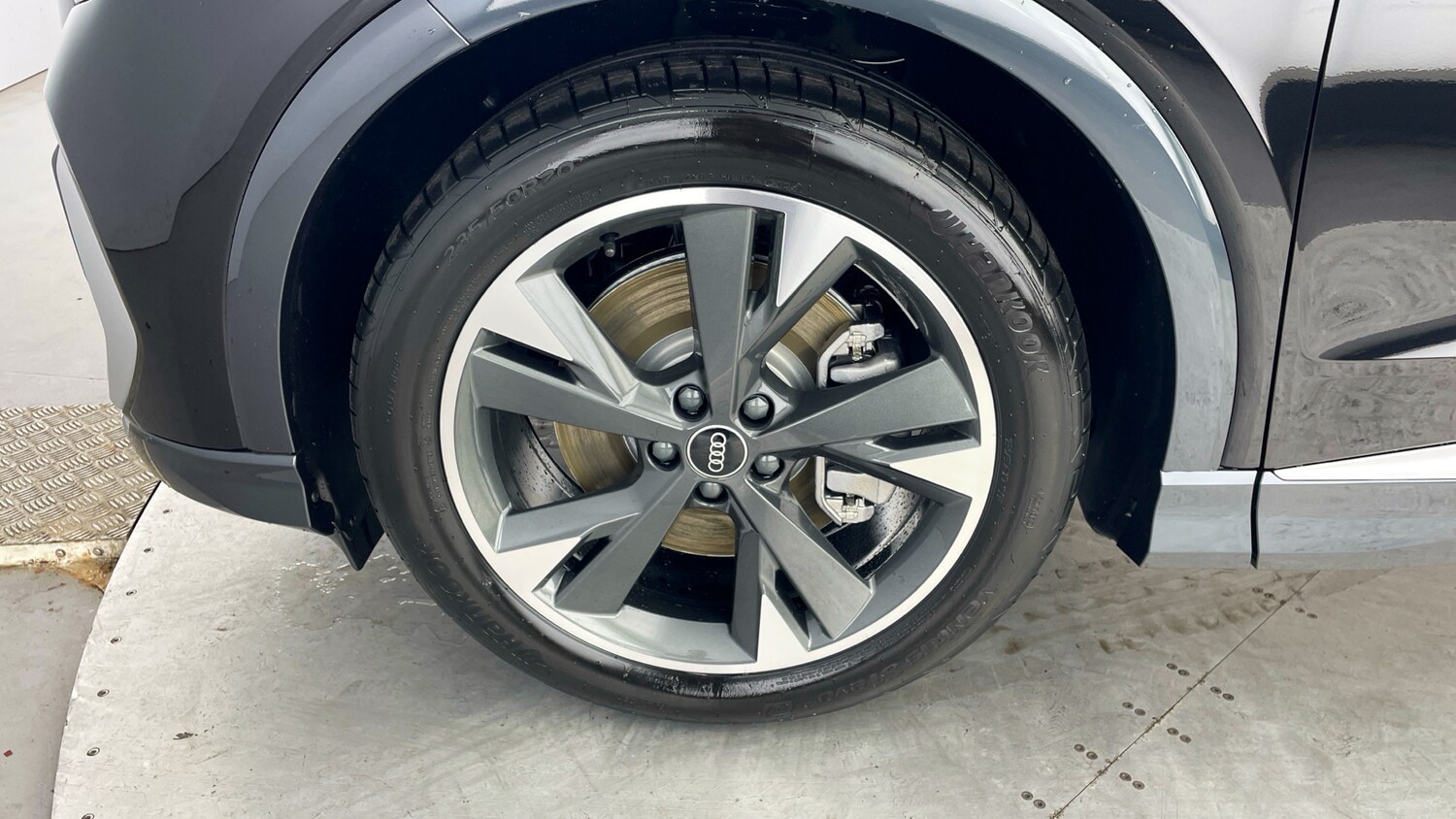 Used Audi Q4 e-tron 2025 for sale - 77602798: Photo 43