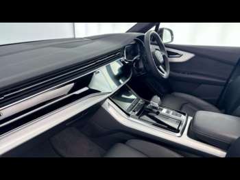Used Audi Q7 2024 for sale - 74333550: Photo