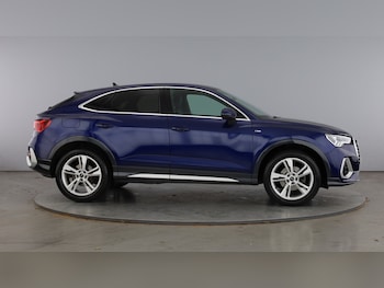 Used Audi Q3 2023 for sale - 78084594: Photo