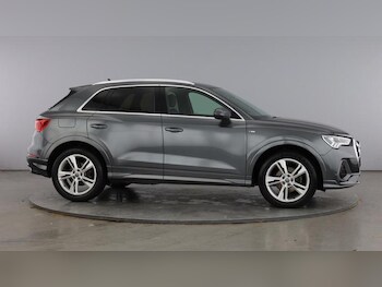 Used Audi Q3 2020 for sale - 77225890: Photo