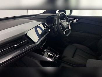 Used Audi Q4 e-tron 2025 for sale - 76722917: Photo