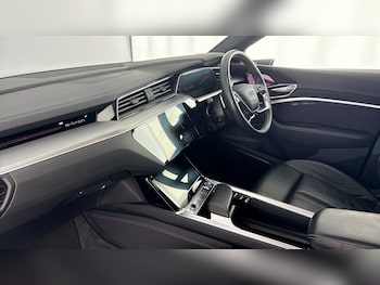 Used Audi e-tron 2020 for sale - 79143654: Photo