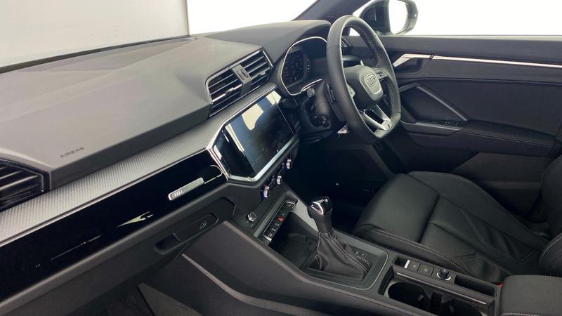 Used Audi Q3 2025 for sale - 76722919: Photo 2