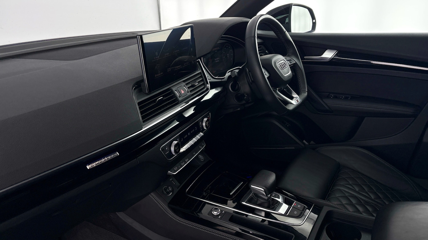 Used Audi Q5 2023 for sale - 77688159: Photo 2