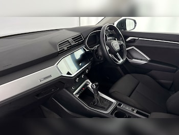 Used Audi Q3 2019 for sale - 78045807: Photo