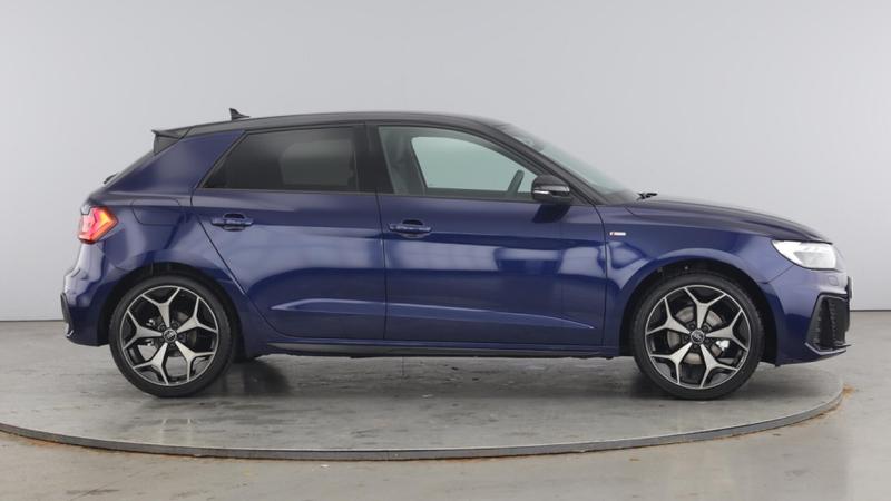 Used Audi A1 2025 for sale - 76302827: Photo 4