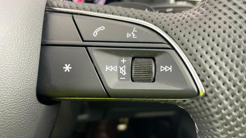 Used Audi Q8 2025 for sale - 76766996: Photo 16