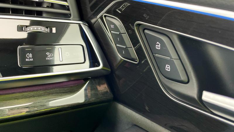 Used Audi Q8 2025 for sale - 76766996: Photo 17