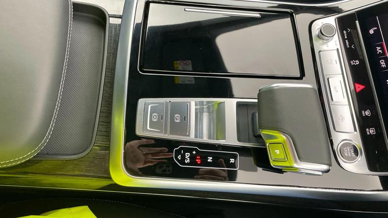 Used Audi Q8 2025 for sale - 76766996: Photo 25