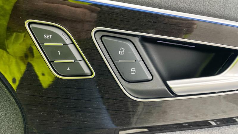 Used Audi Q8 2025 for sale - 76766996: Photo 31