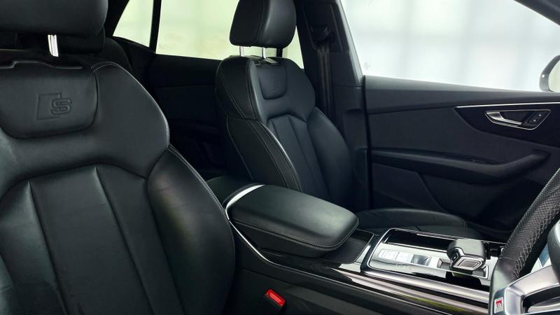 Used Audi Q8 2025 for sale - 76766996: Photo 33