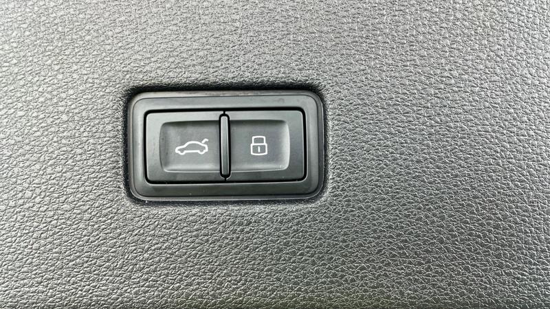 Used Audi Q8 2025 for sale - 76766996: Photo 43