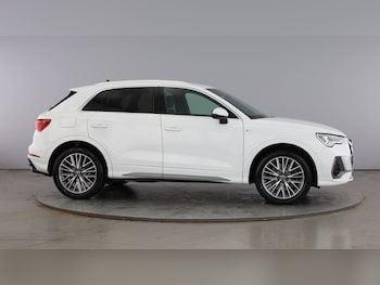 Used Audi Q3 2020 for sale - 78317309: Photo
