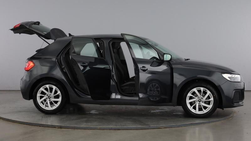 Used Audi A1 2022 for sale - 76738842: Photo 10