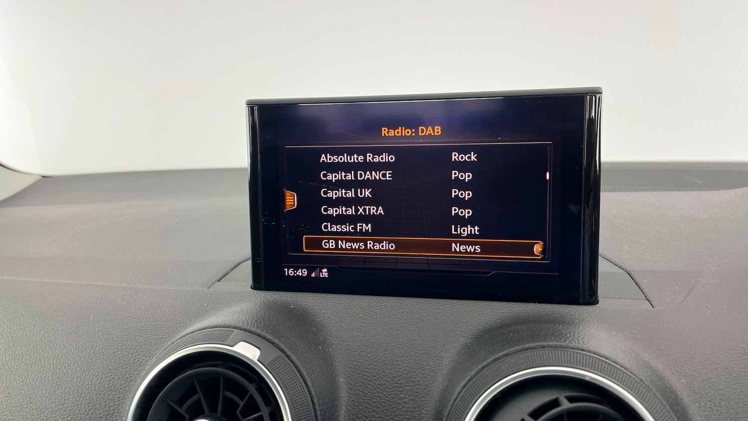 Used Audi Q2 2020 for sale - 78070714: Photo 17