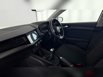 Used Audi A1 2022 for sale - 75717943: Photo 2