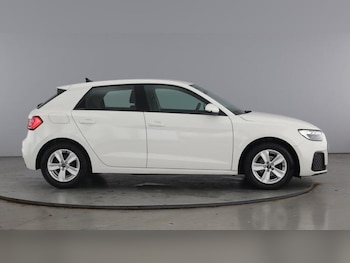 Used Audi A1 2022 for sale - 75717943: Photo 4