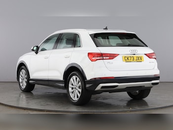 Used Audi Q3 2023 for sale - 77766639: Photo