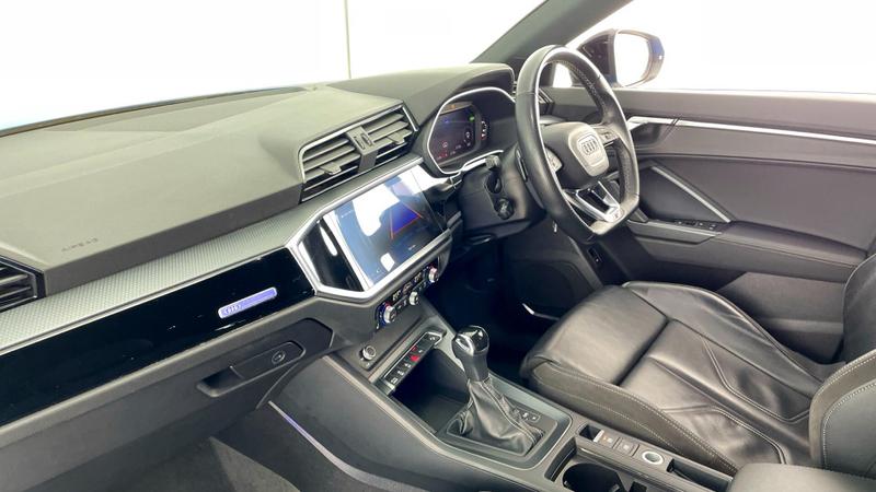 Used Audi Q3 2021 for sale - 76664836: Photo 2