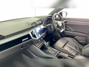 Used Audi Q3 2021 for sale - 76664836: Photo