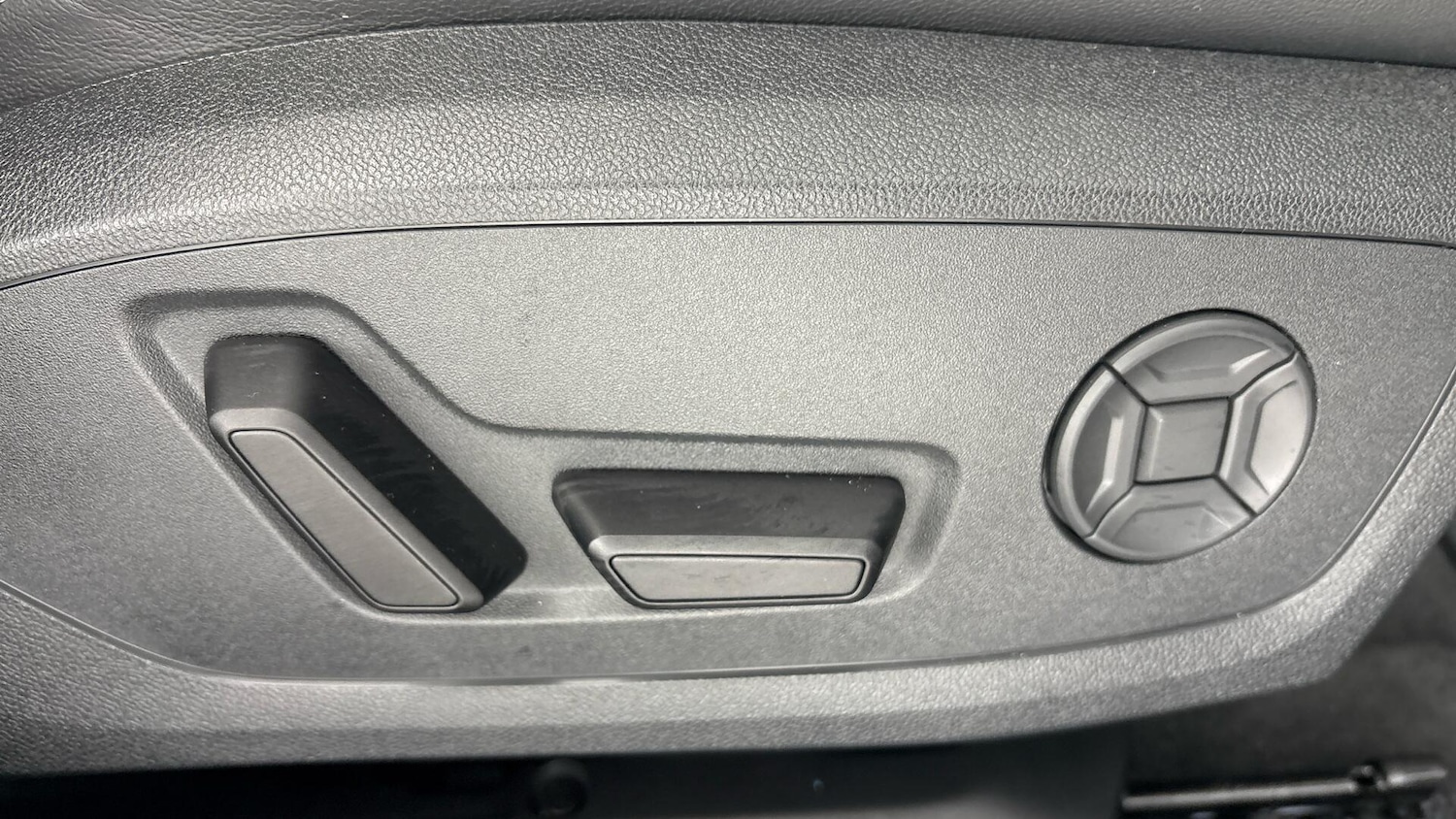 Used Audi A6 Saloon for sale - 78018526: Photo 24