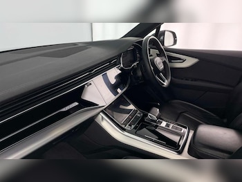 Used Audi Q7 2022 for sale - 76415882: Photo