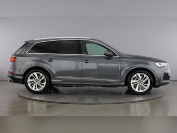 Used Audi Q7 2022 for sale - 76415882: Photo