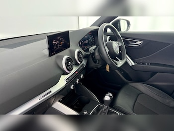 Used Audi Q2 2024 for sale - 77694474: Photo