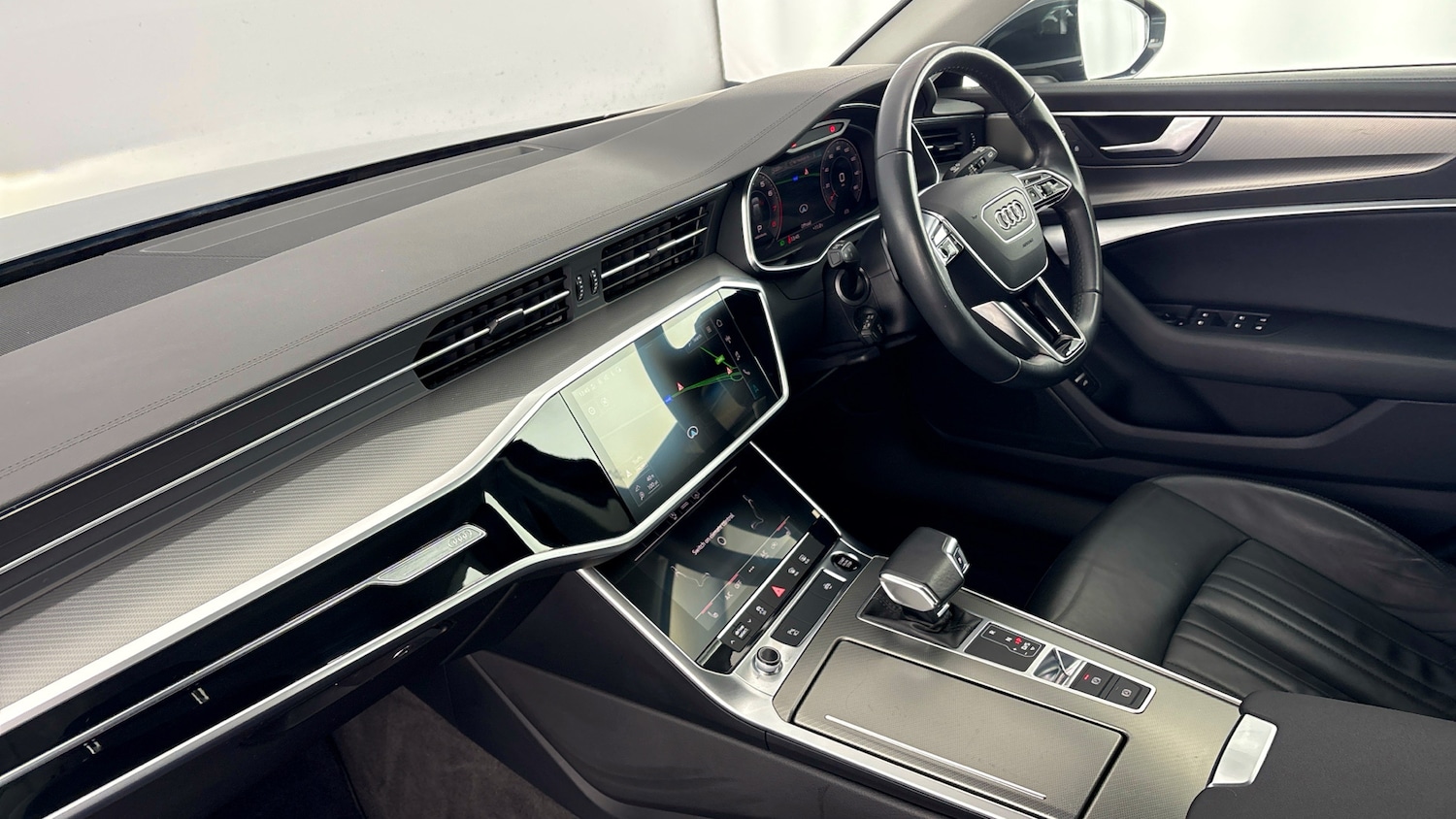 Used Audi A6 2023 for sale - 78155537: Photo 2