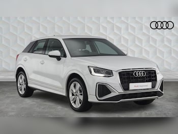 Audi - Q2