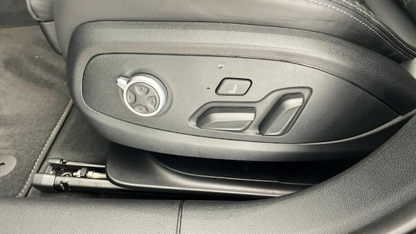 Used Audi S4 Avant 2023 for sale - 75694651: Photo 37