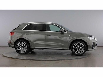 Used Audi Q3 2025 for sale - 77326917: Photo