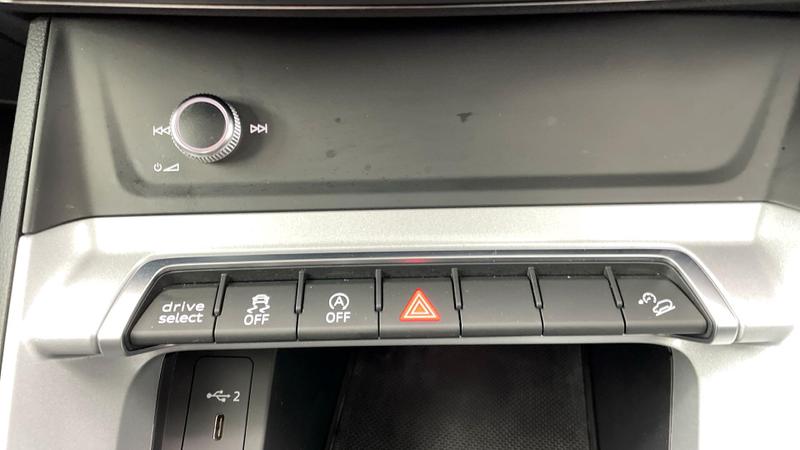 Used Audi Q3 2023 for sale - 76438449: Photo 15